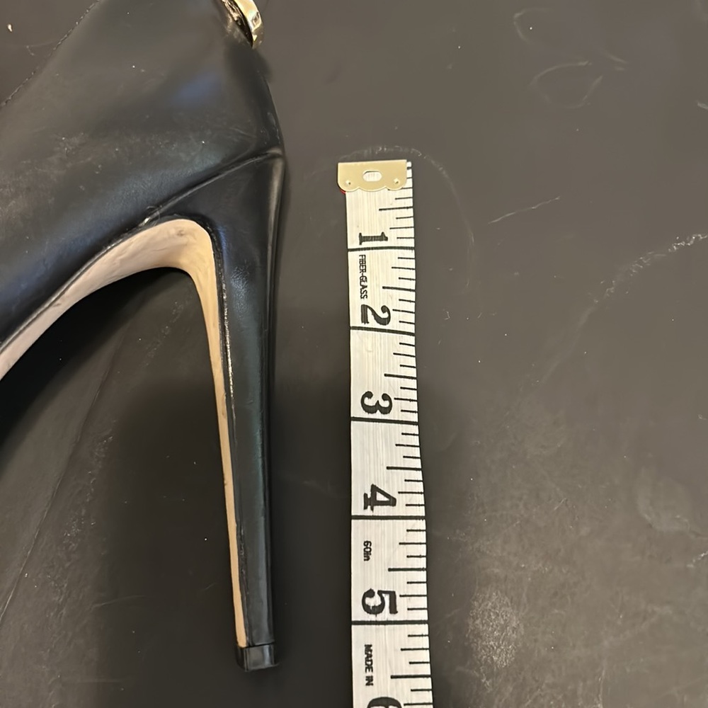 MICHAEL KORS PUMP SHOE SIZE 8 1/2 - Picture 10 of 12